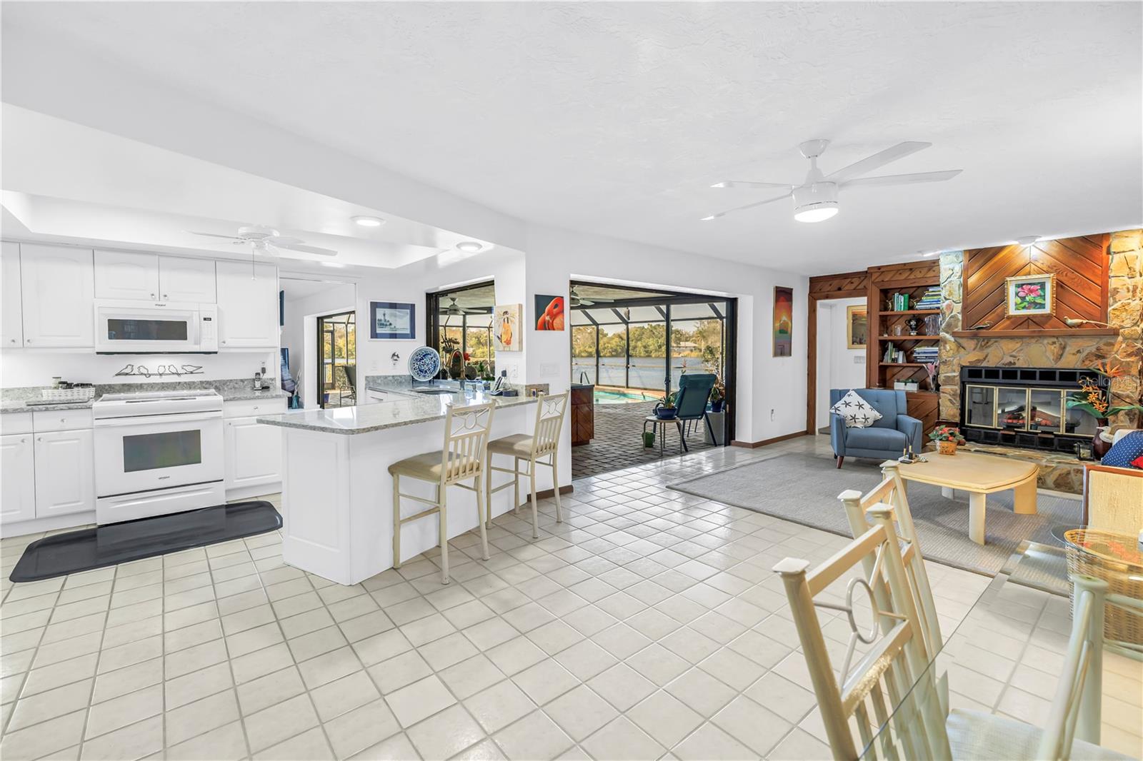 RIVIERA BAY 1ST ADD - Residential