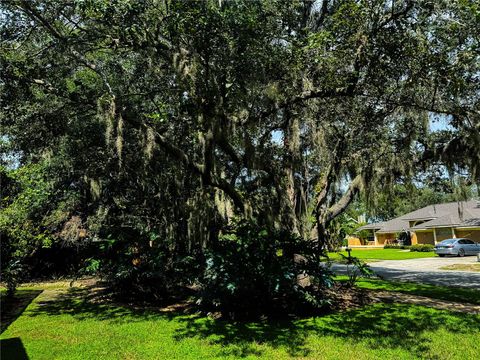 A home in WINTER SPRINGS