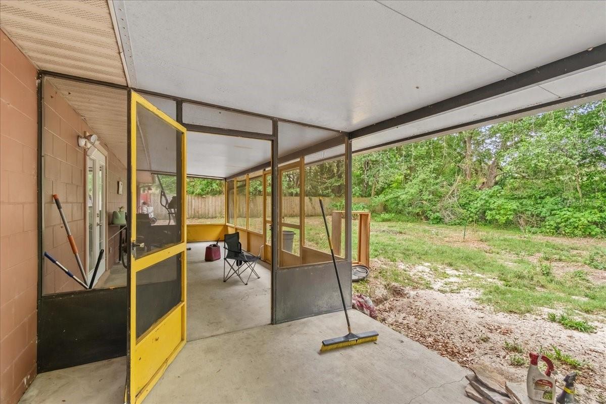 49TH ST VILLAGE - Residential