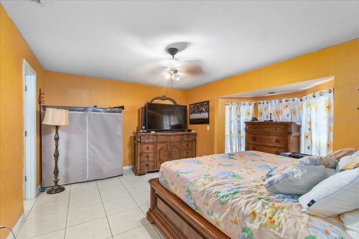 49TH ST VILLAGE - Residential