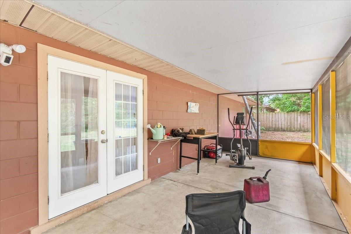 49TH ST VILLAGE - Residential