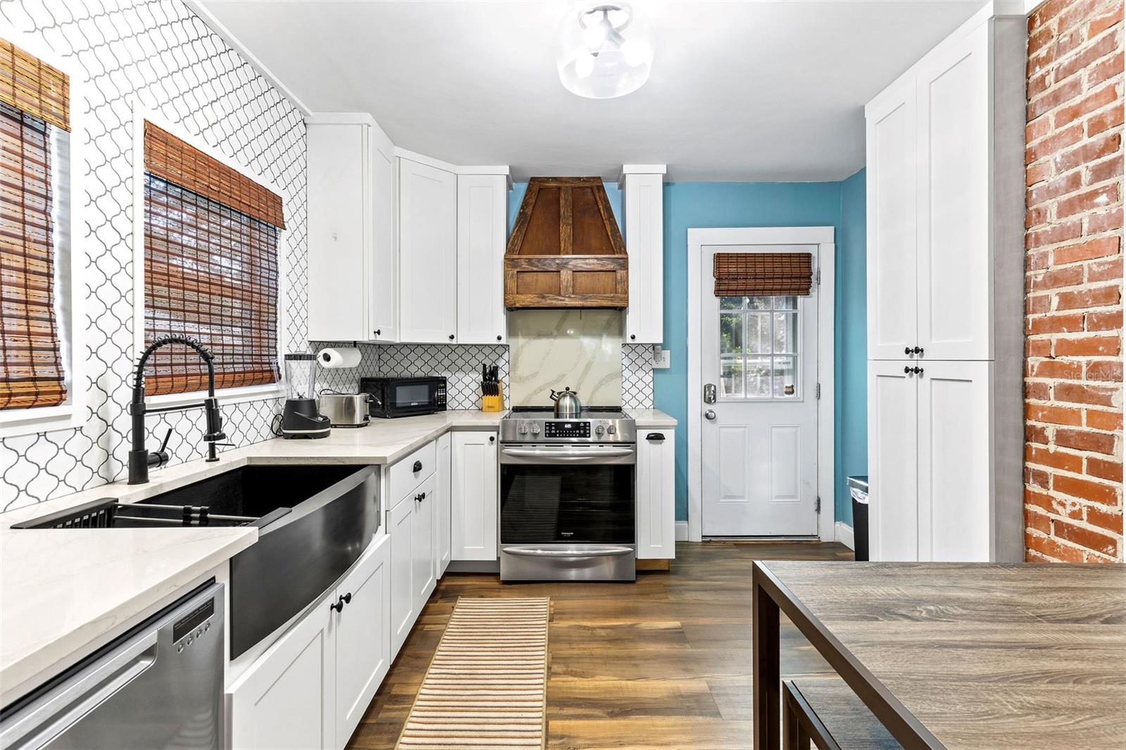 BUENA ESPERANZA SUB - Residential