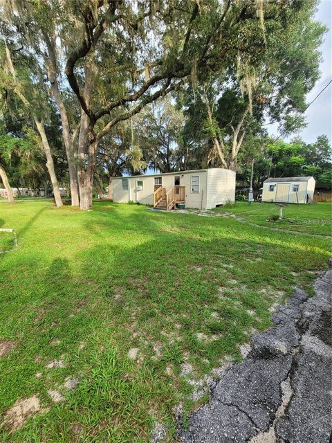 24950 SE 167TH PLACE UMATILLA FL 32784