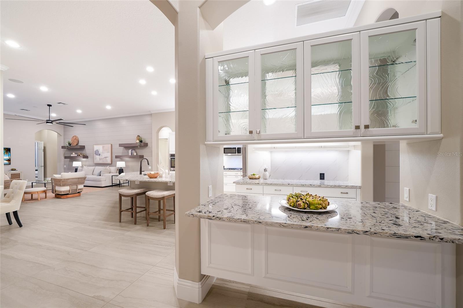 8122 LONE TREE GLEN