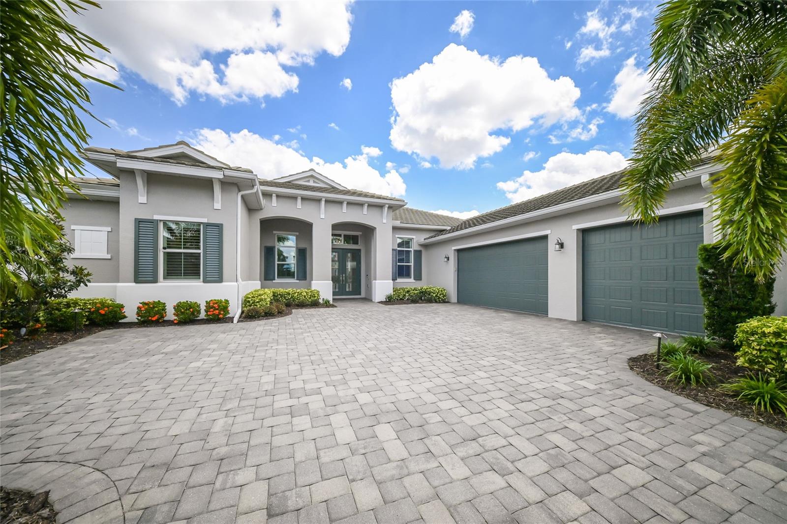 ISLES AT LAKEWOOD RANCH - Residential