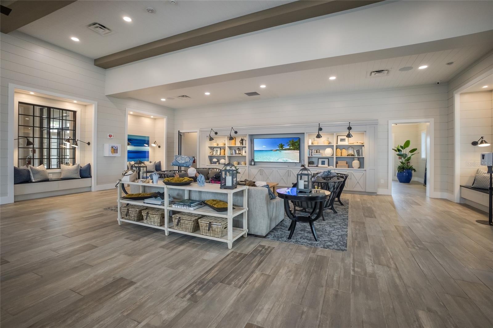 ISLES AT LAKEWOOD RANCH - Residential