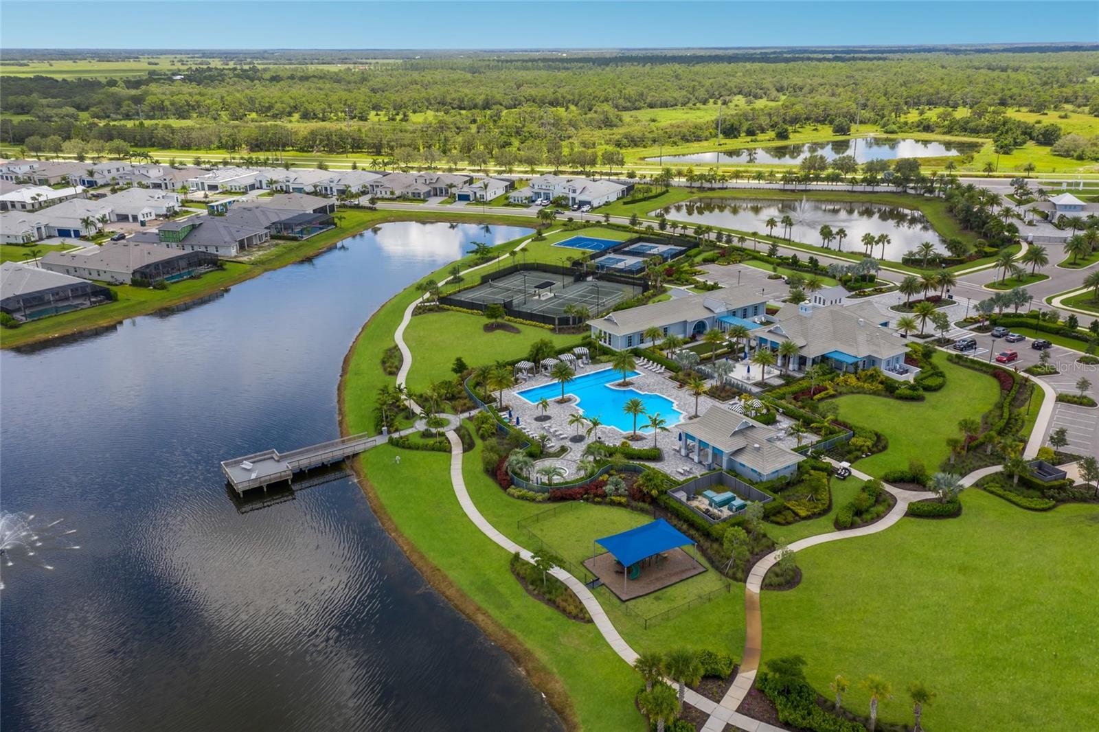ISLES AT LAKEWOOD RANCH - Residential