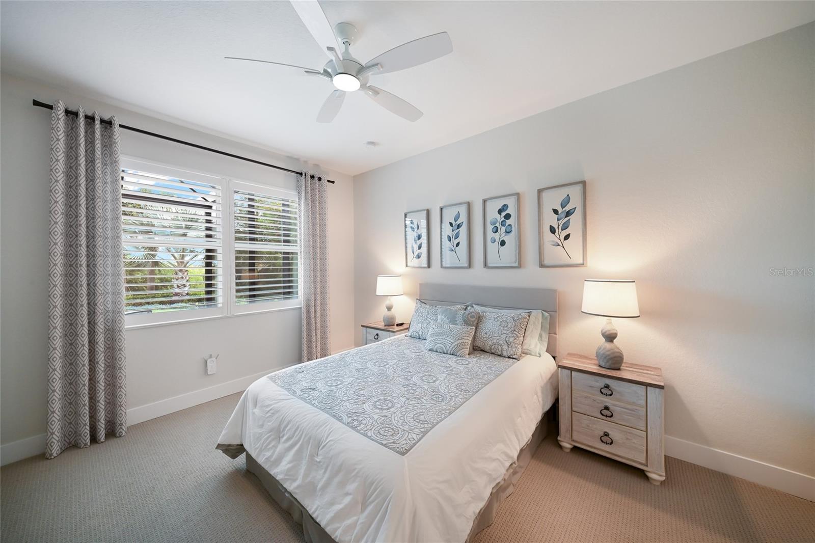 ISLES AT LAKEWOOD RANCH - Residential