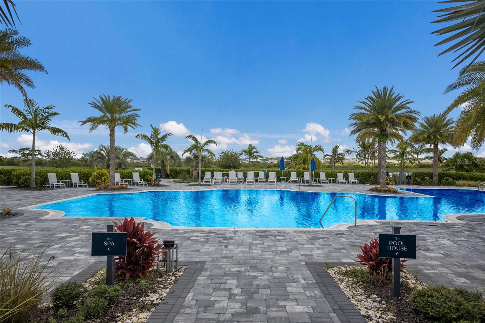 ISLES AT LAKEWOOD RANCH - Residential