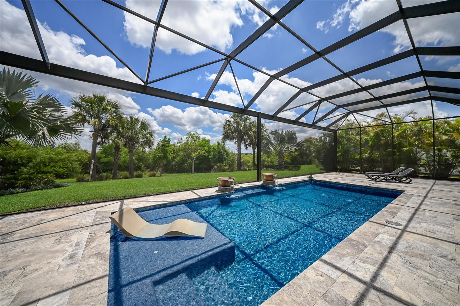 ISLES AT LAKEWOOD RANCH - Residential