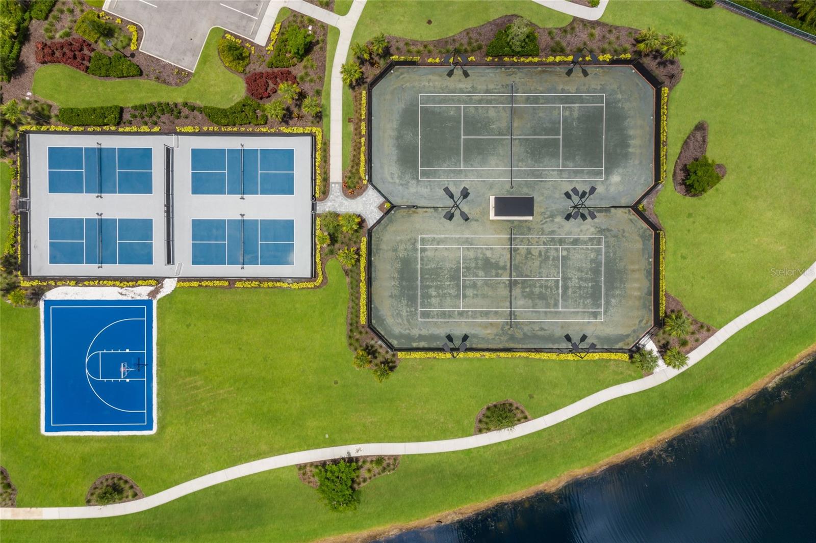 ISLES AT LAKEWOOD RANCH - Residential