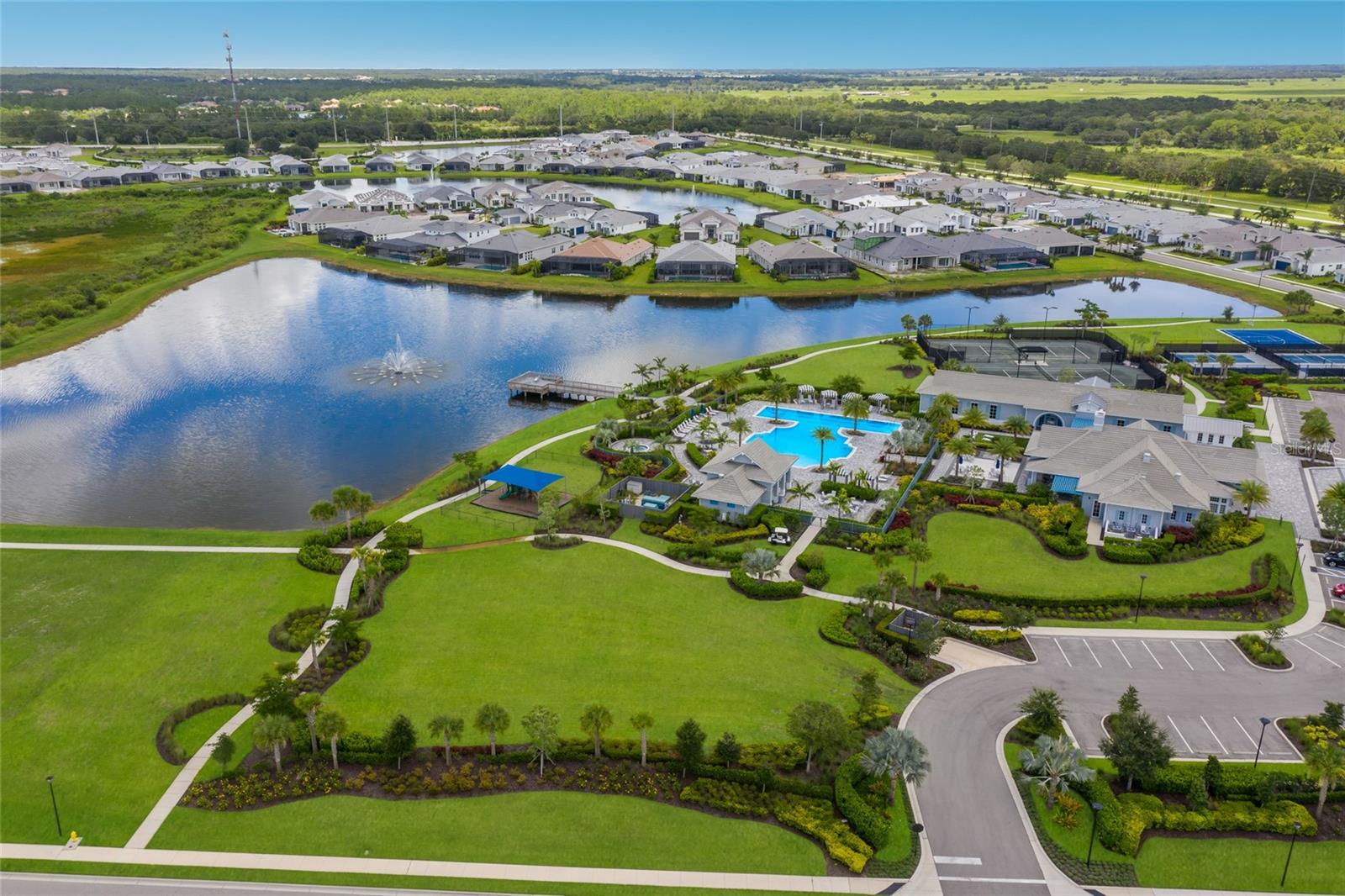 ISLES AT LAKEWOOD RANCH - Residential