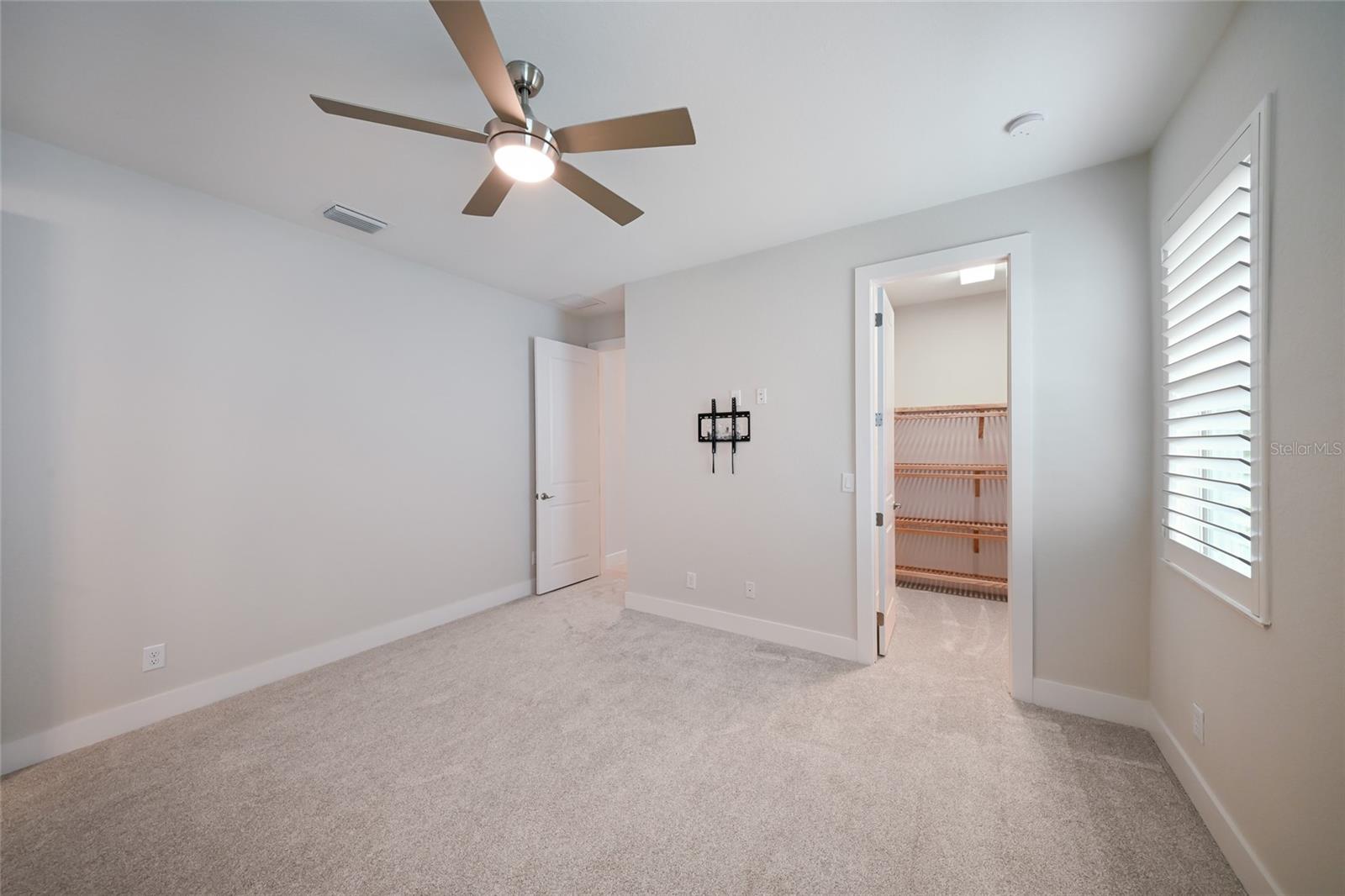 ISLES AT LAKEWOOD RANCH - Residential
