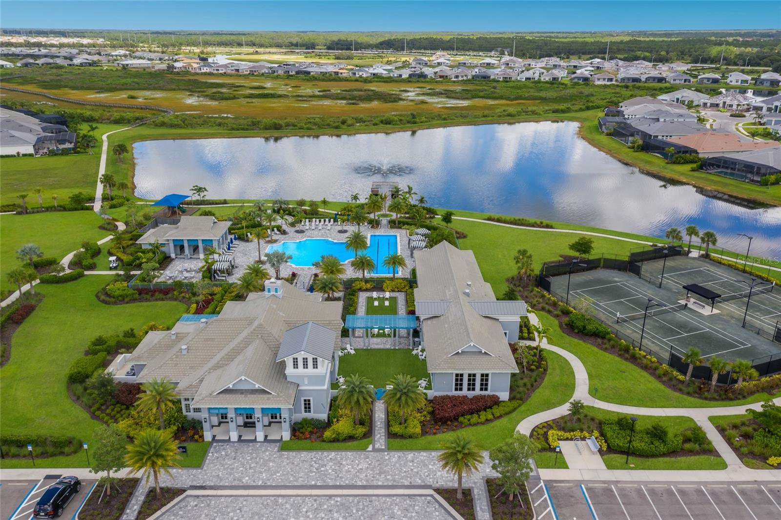 ISLES AT LAKEWOOD RANCH - Residential