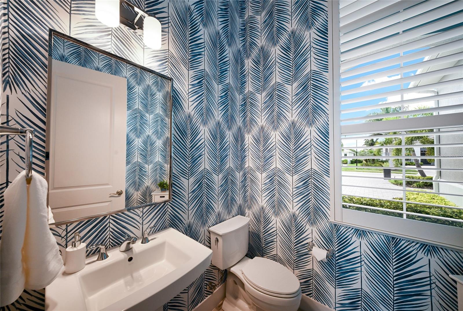 ISLES AT LAKEWOOD RANCH - Residential
