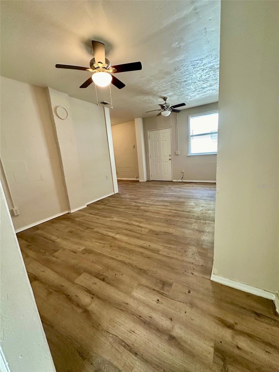 HARRIS ESTATE HARRIS LANDS REPL E 1/2 - Residential Lease