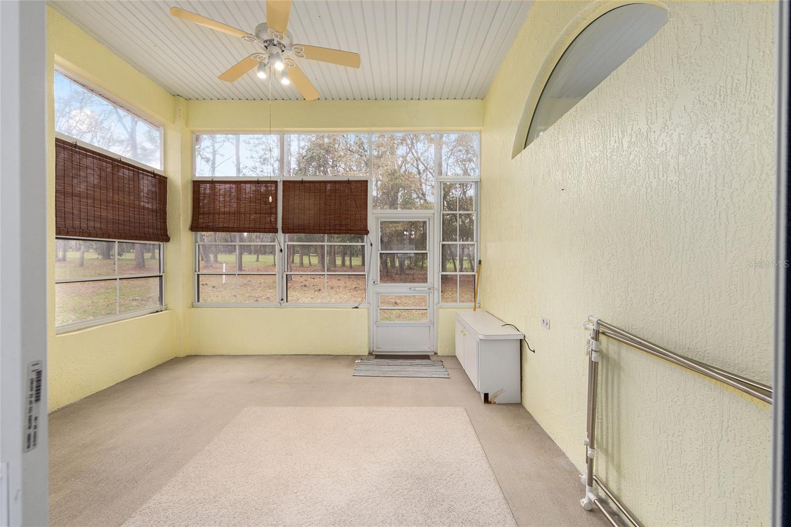 OAK RUN LAUREL OAKS - Residential