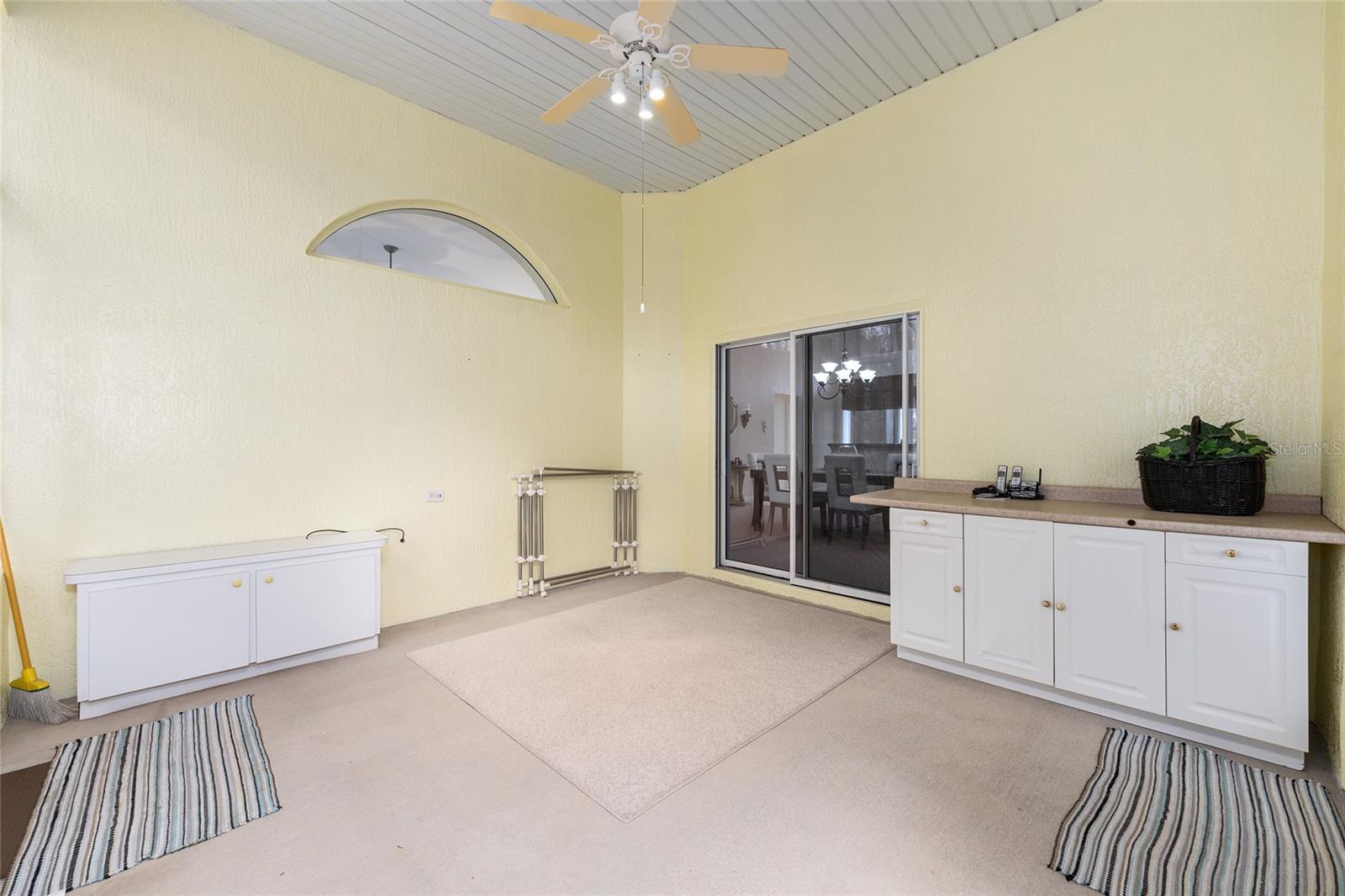 OAK RUN LAUREL OAKS - Residential