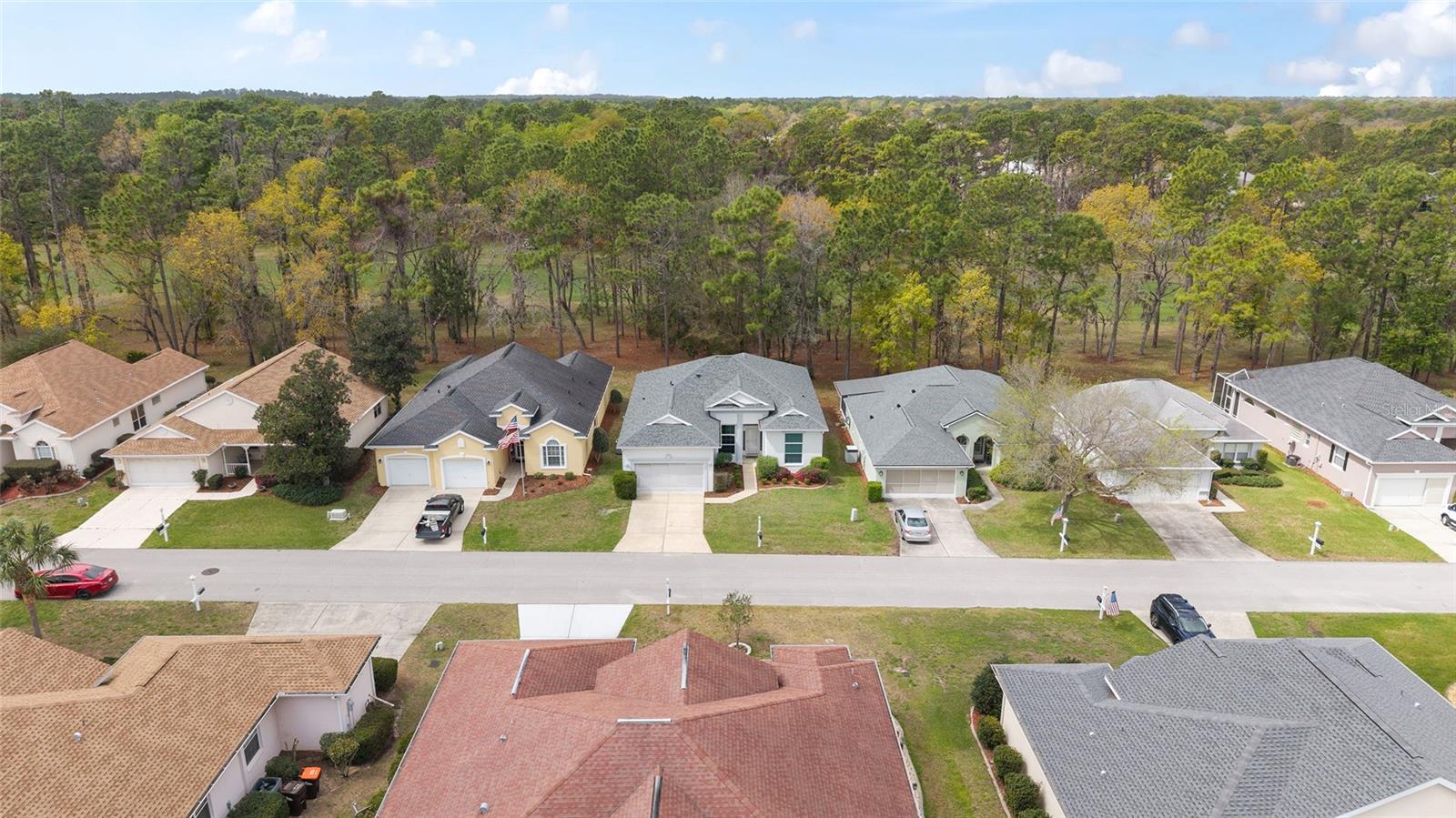 OAK RUN LAUREL OAKS - Residential