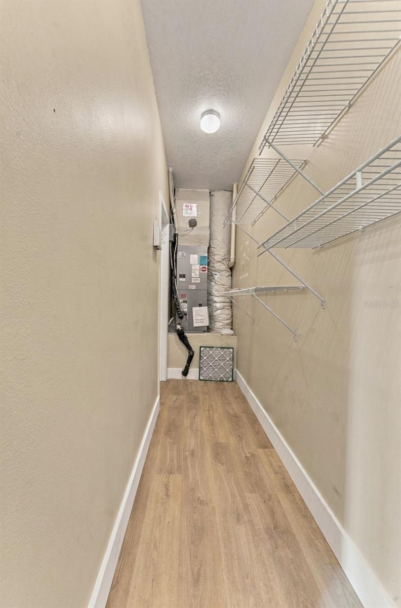3121 BAYSHORE OAKS DRIVE