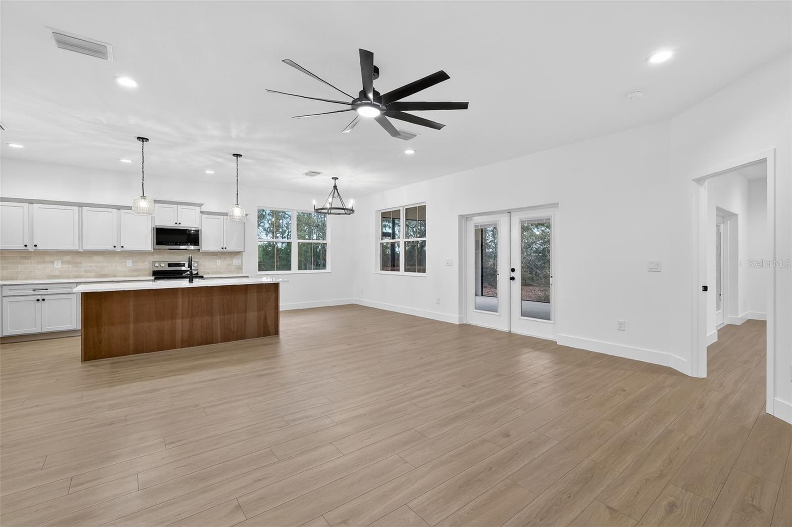 OAK HILL - Residential