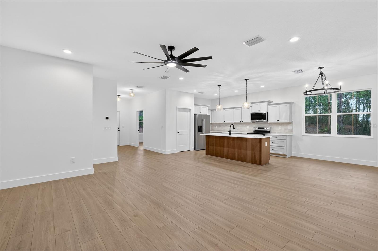 OAK HILL - Residential