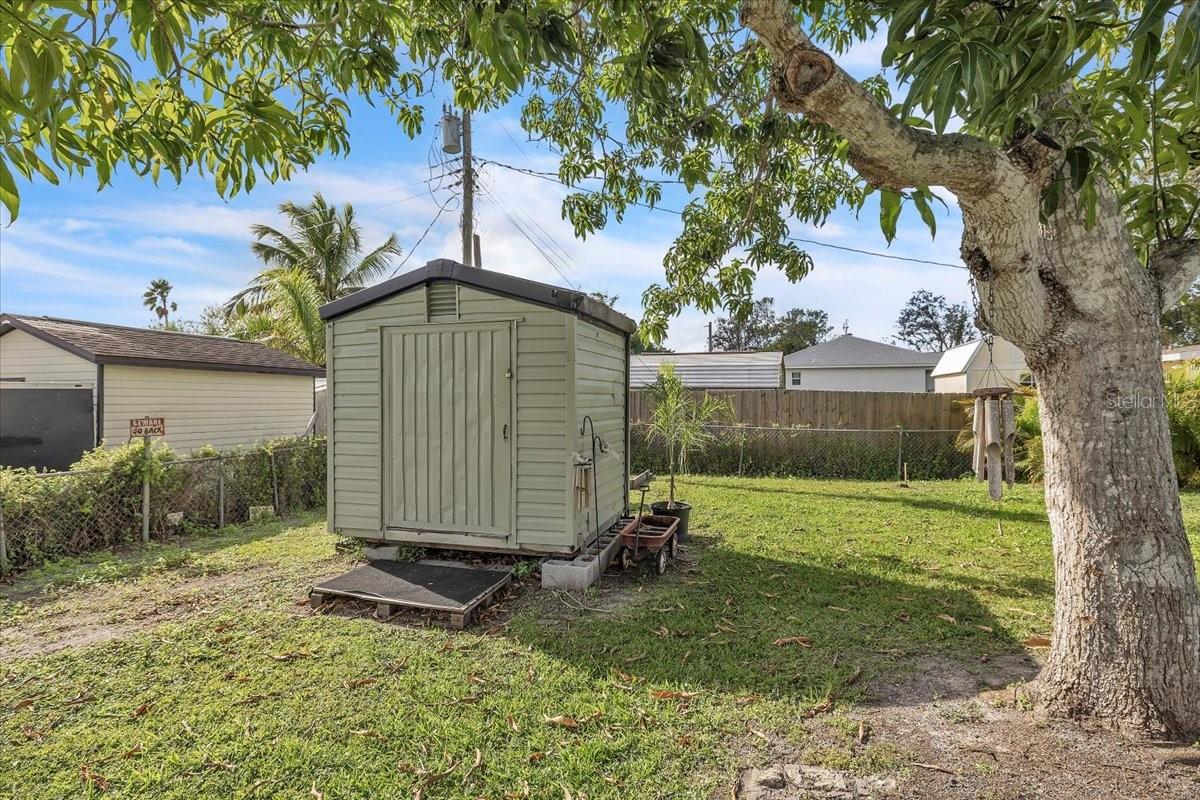 PETTIT PARK - Residential