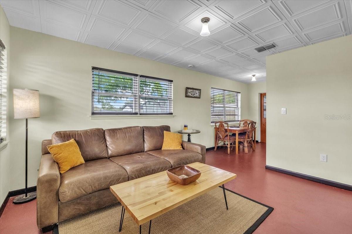 PETTIT PARK - Residential