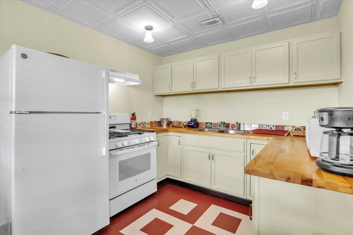 PETTIT PARK - Residential