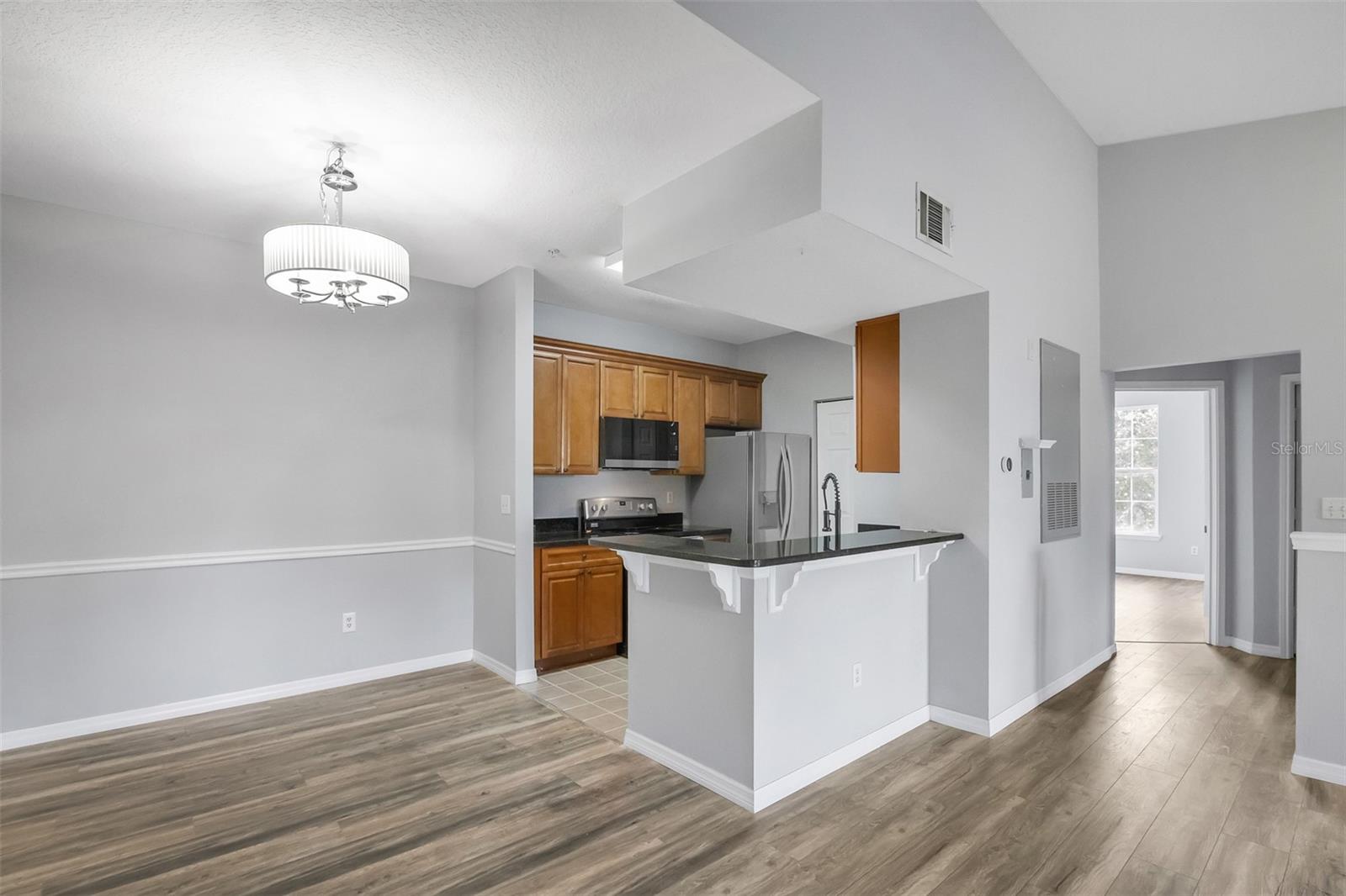 CAPRI/HUNTERS CRK CONDO - Residential