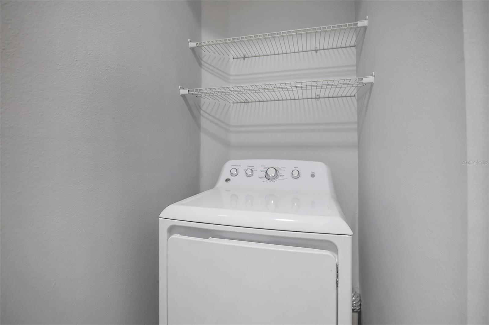 CAPRI/HUNTERS CRK CONDO - Residential