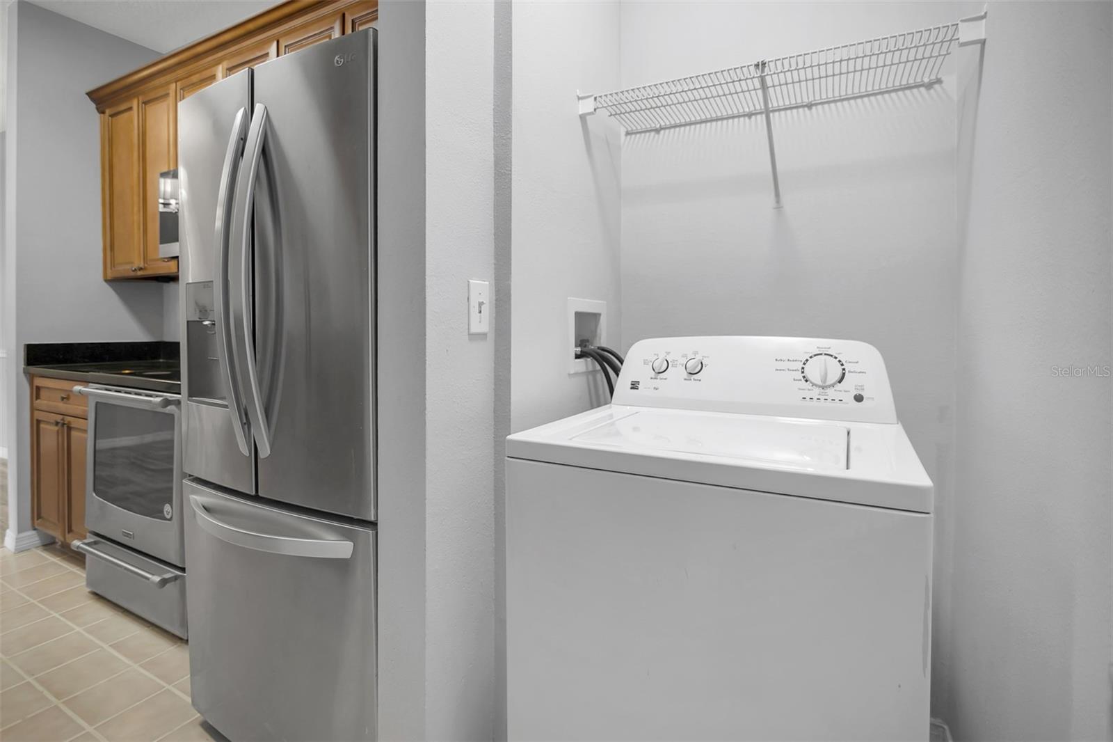 CAPRI/HUNTERS CRK CONDO - Residential