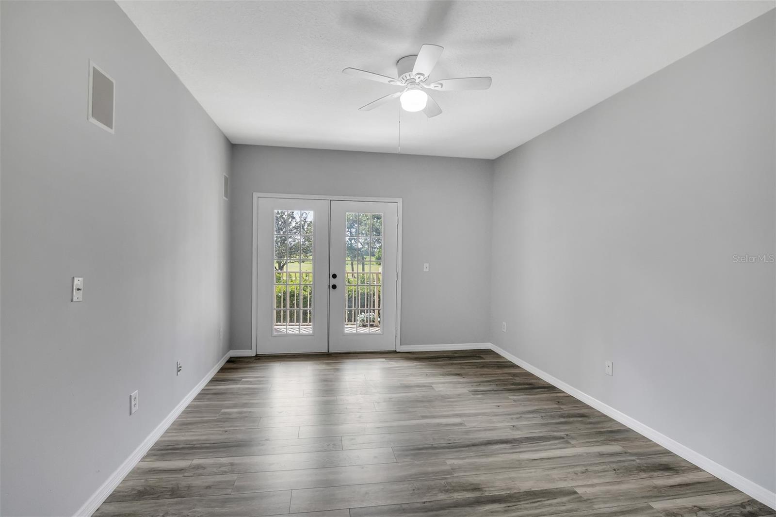 CAPRI/HUNTERS CRK CONDO - Residential
