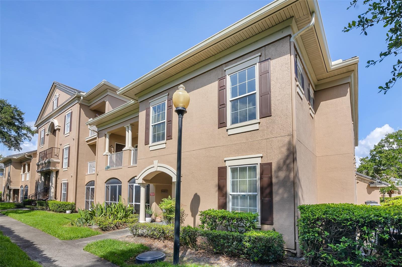CAPRI/HUNTERS CRK CONDO - Residential