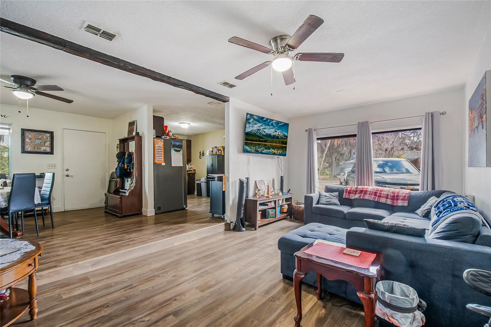 VILLAS AT SIGNAL HILL - Residential