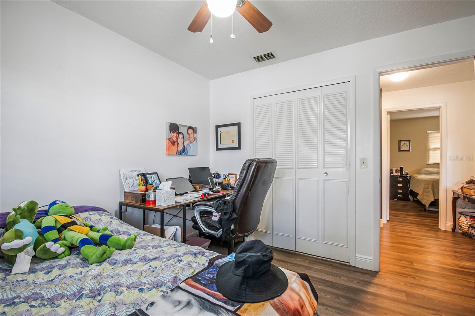 VILLAS AT SIGNAL HILL - Residential