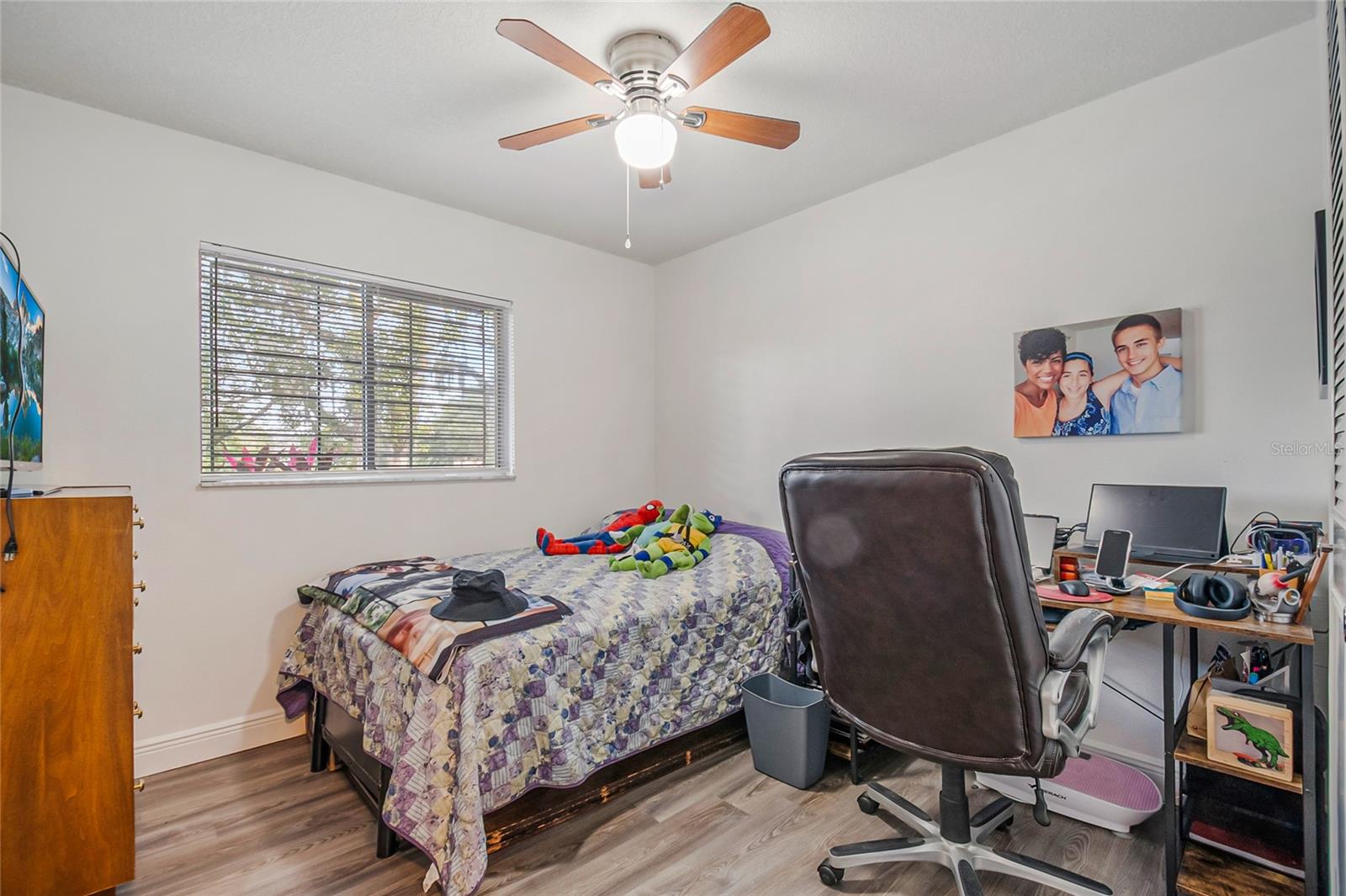 VILLAS AT SIGNAL HILL - Residential