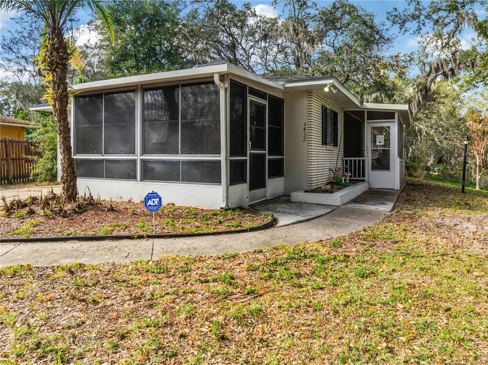 VILLAS AT SIGNAL HILL - Residential