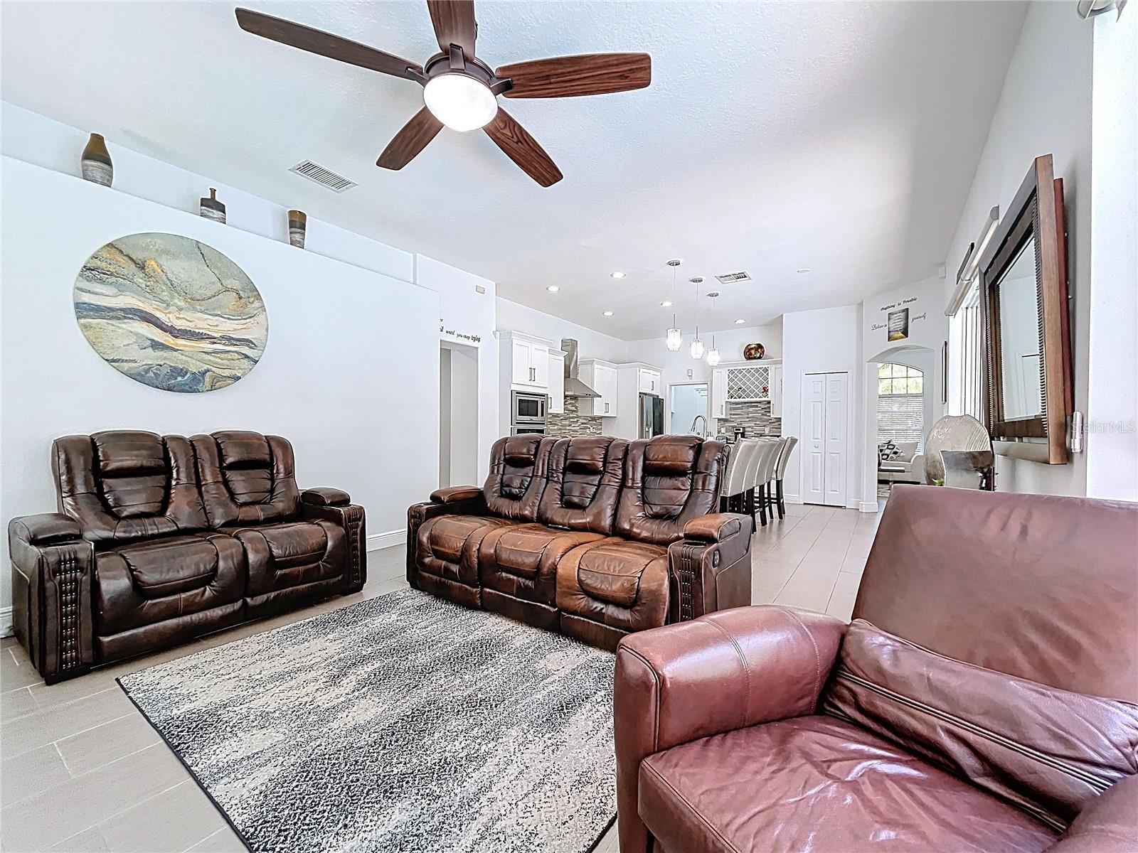 WESTCHASE SEC 117 - Residential