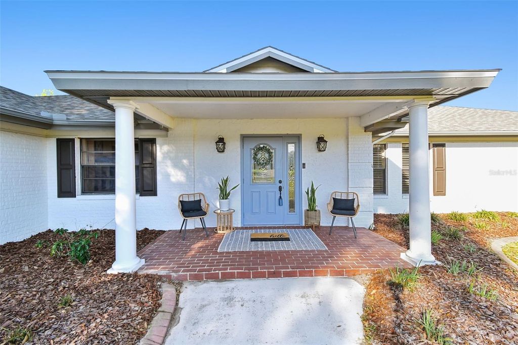 Photo of 25555 OAKS BOULEVARD, LAND O LAKES, FL 34639 (MLS # T3431505)