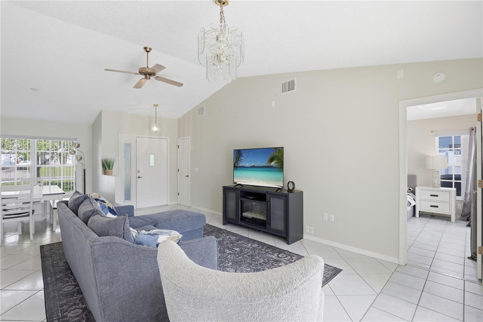 SPRING HILL - Residential