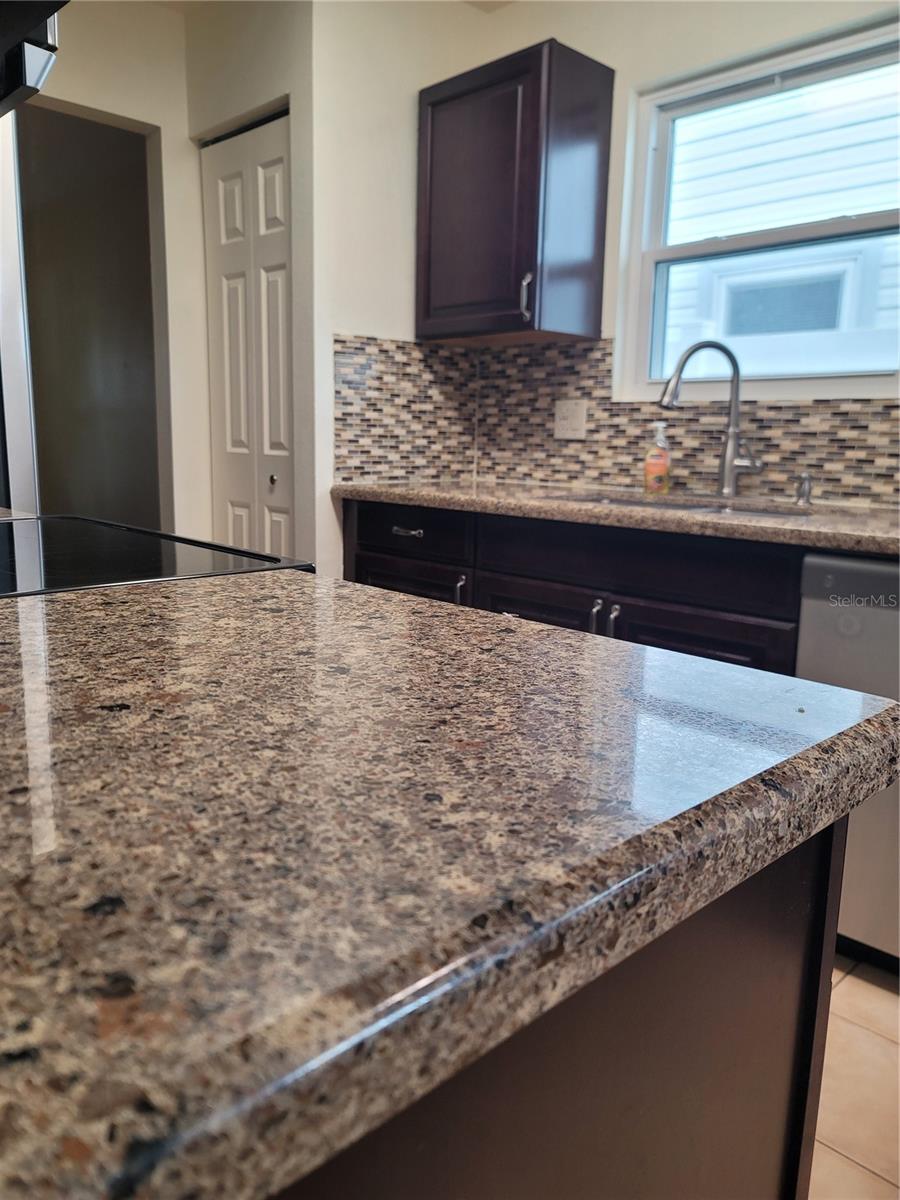 HUNTRIDGEA - Residential