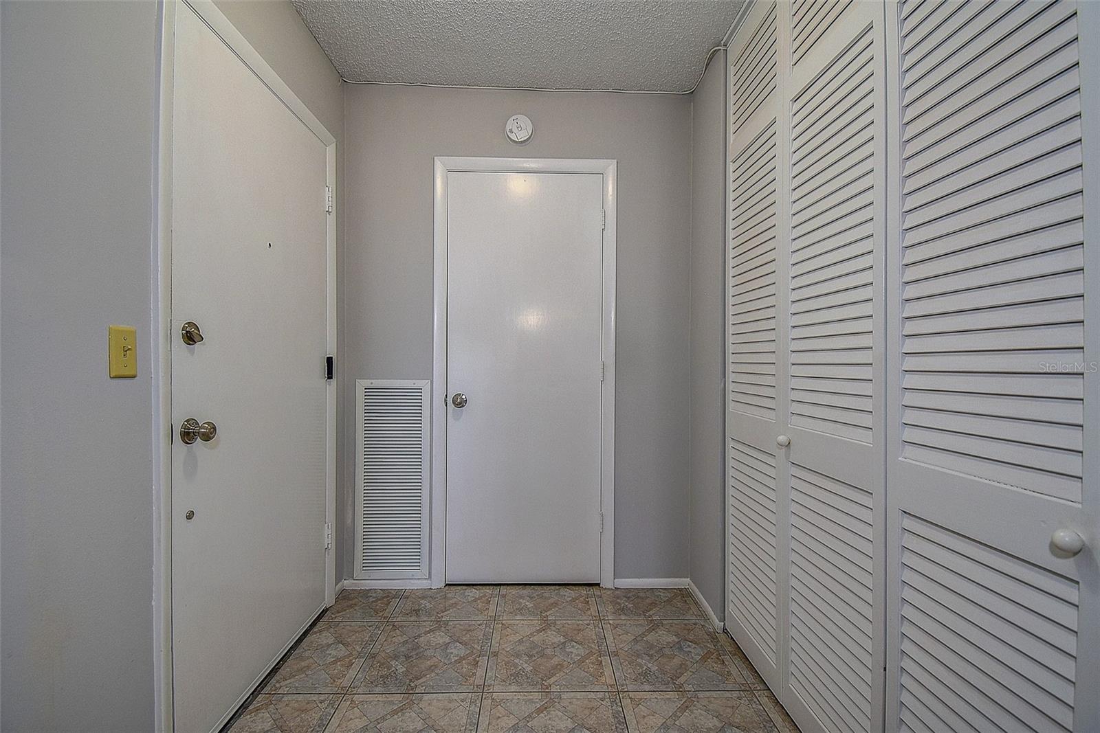 100 BLUFF VIEW DRIVE 514A
