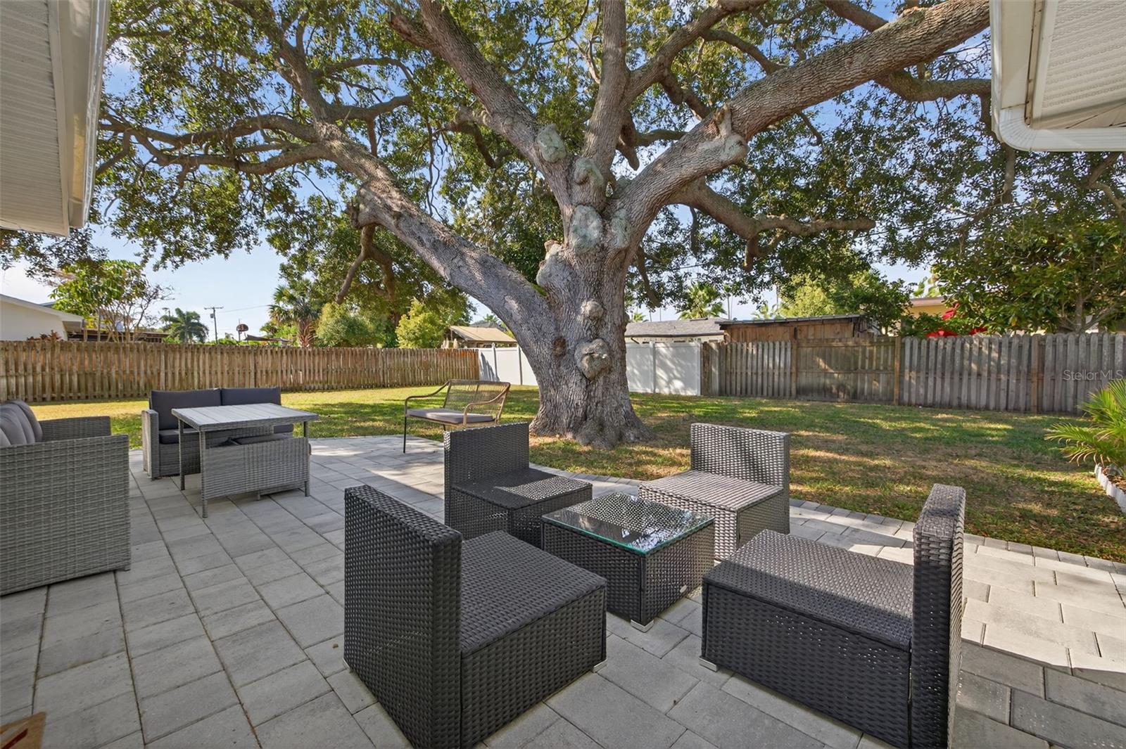 BELLEAIR ESTATES 1ST ADD - Residential