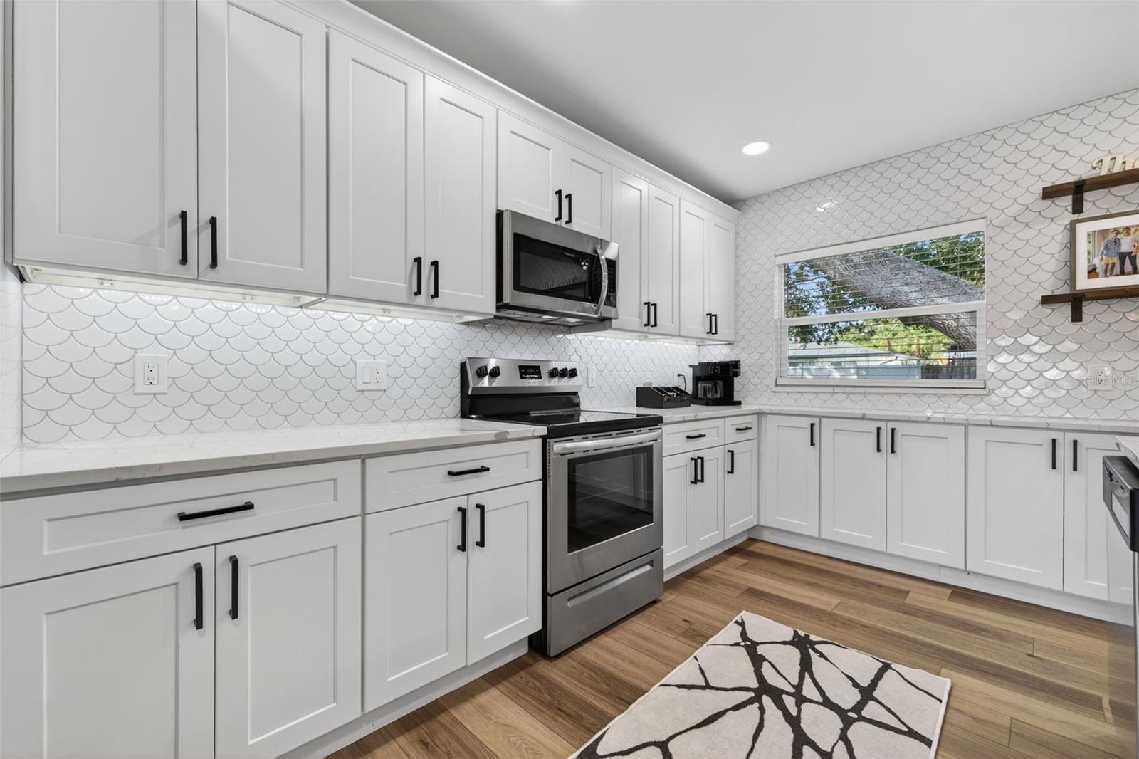 BELLEAIR ESTATES 1ST ADD - Residential