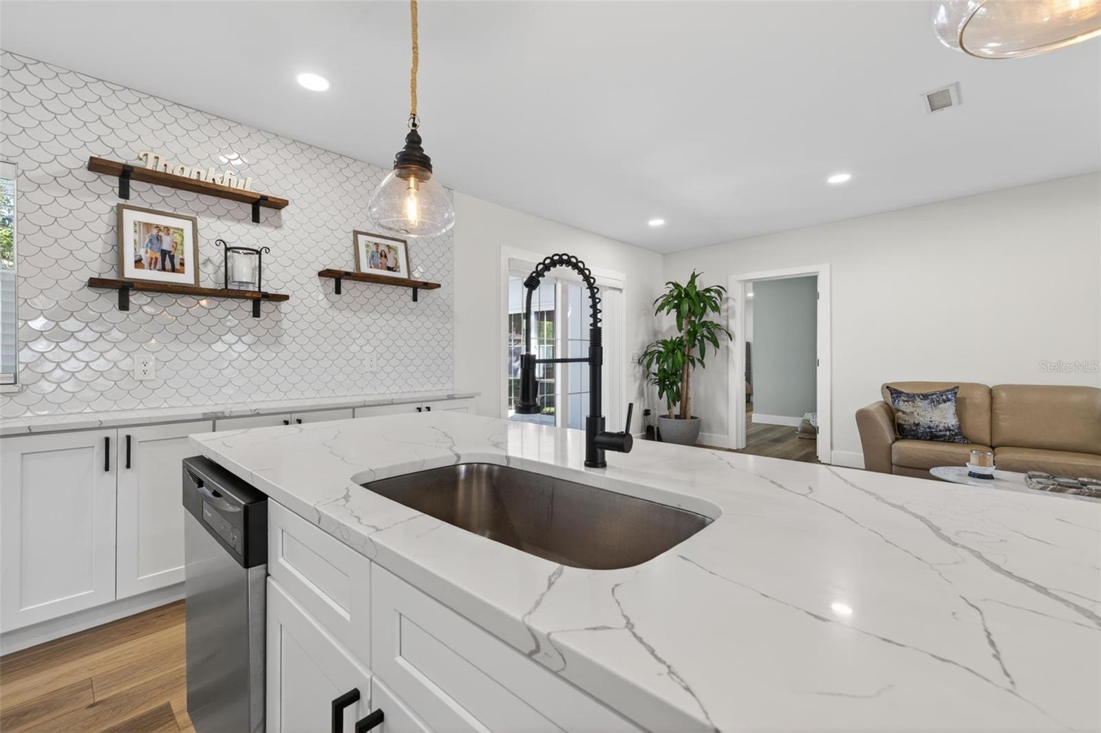 BELLEAIR ESTATES 1ST ADD - Residential