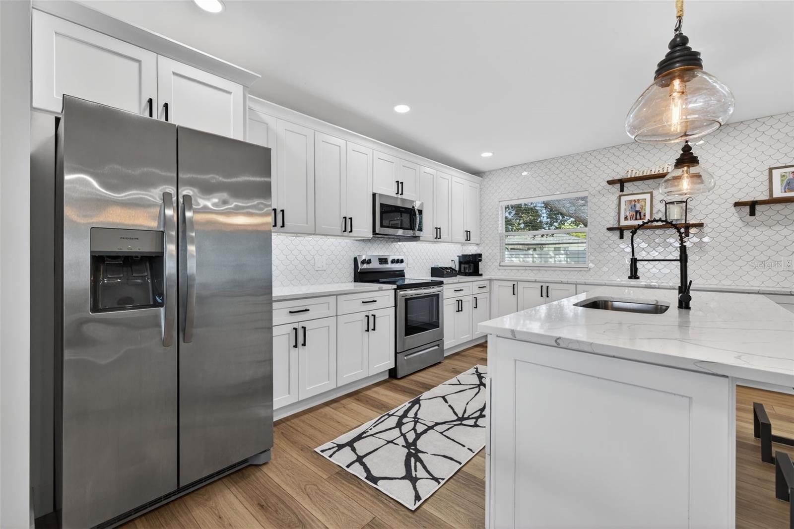 BELLEAIR ESTATES 1ST ADD - Residential