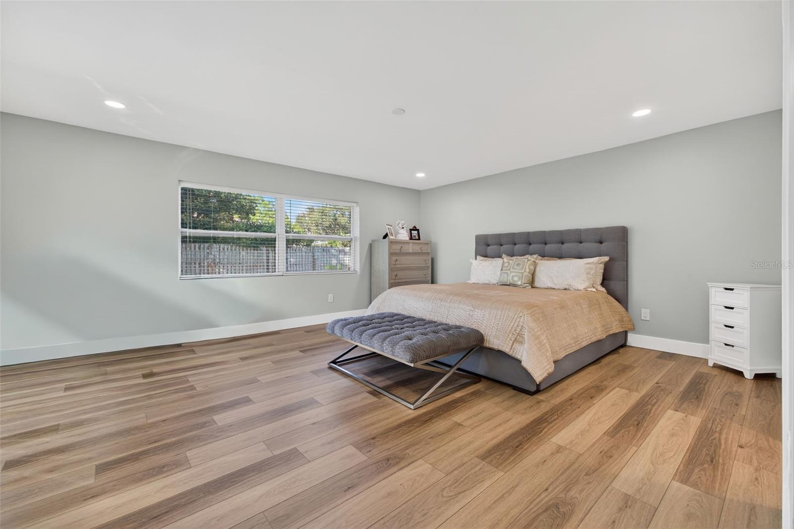 BELLEAIR ESTATES 1ST ADD - Residential