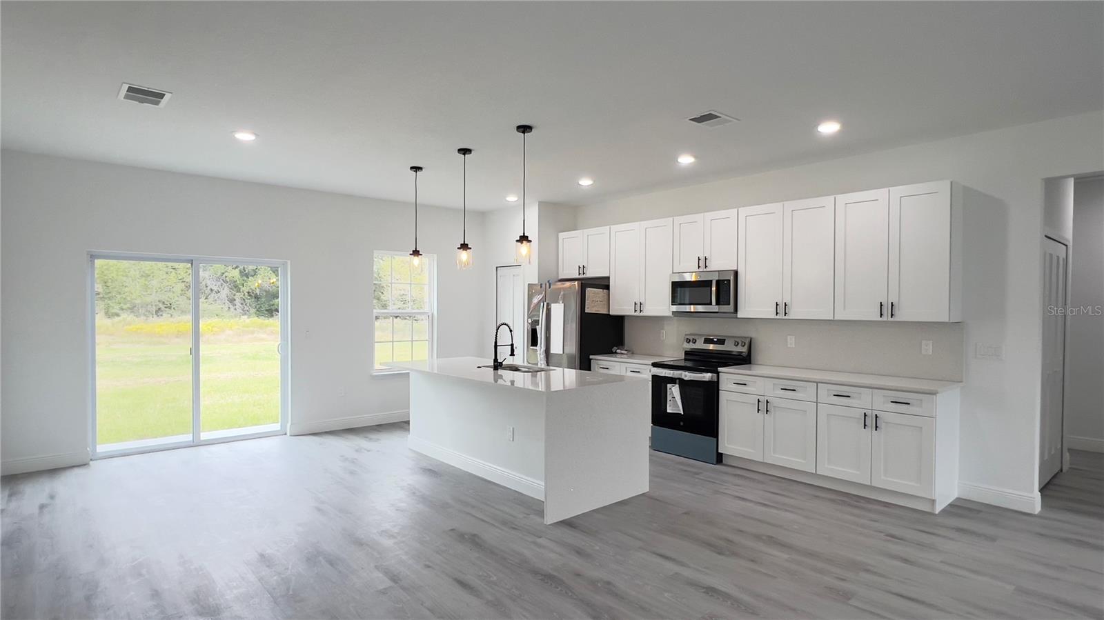 MARION OAKS UN 04 - Residential