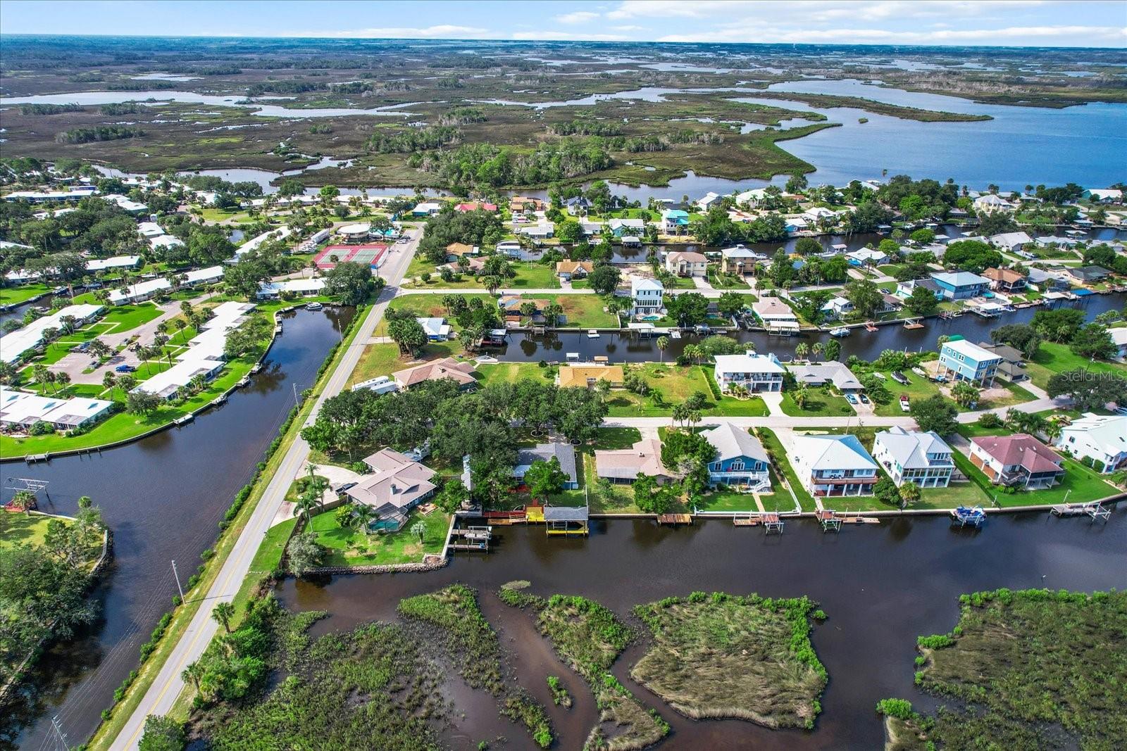 DIXIE SHORES UNIT 1 REPLAT - Residential